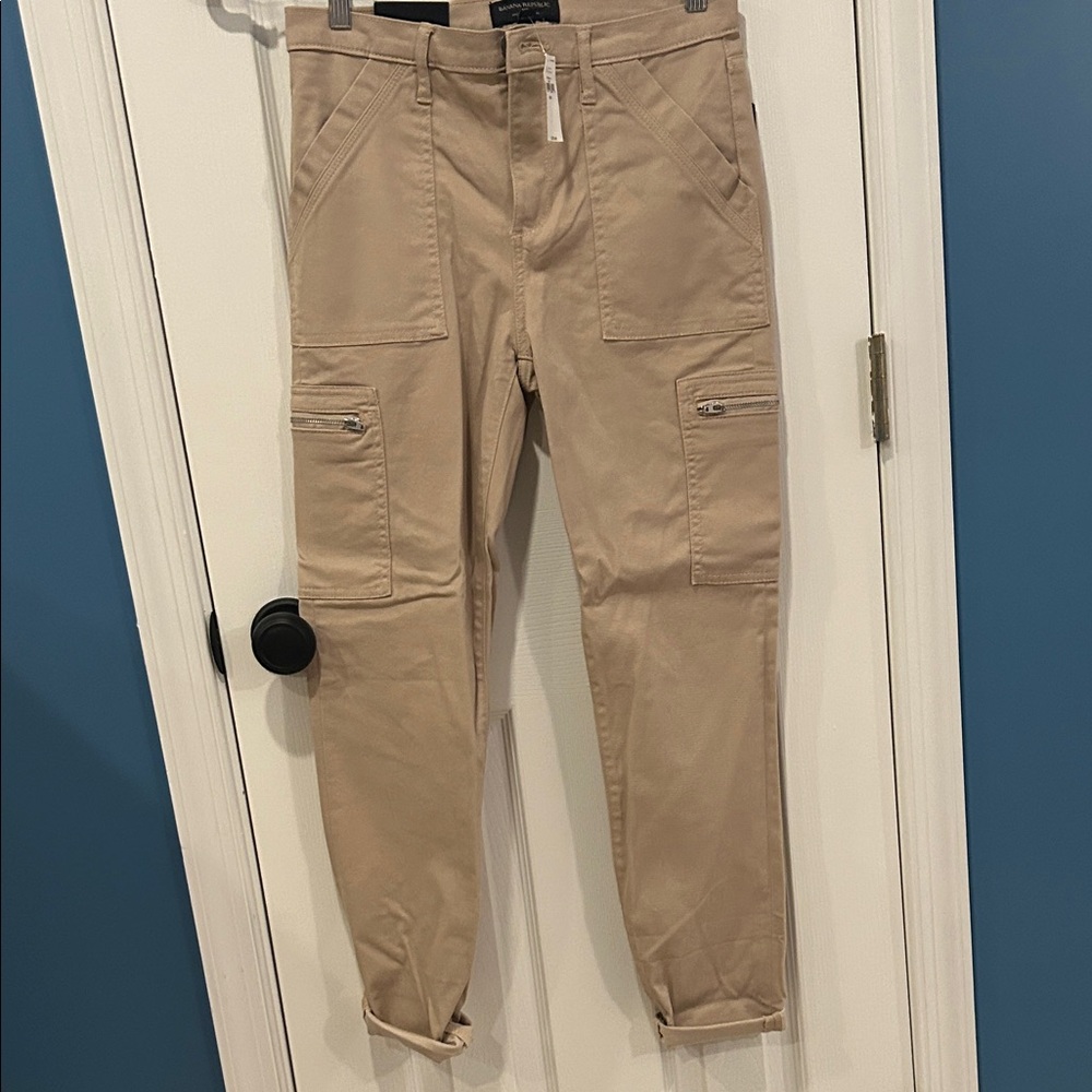 Banana Republic womens Beige Cargo Pants